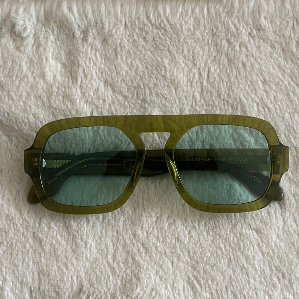 Elisa Johnson Jane Aviator Sunglasses